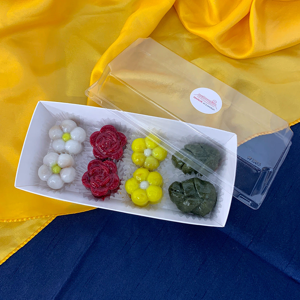 1. 가든 송편 Garden songpyeon (sweet sesame rice cake)