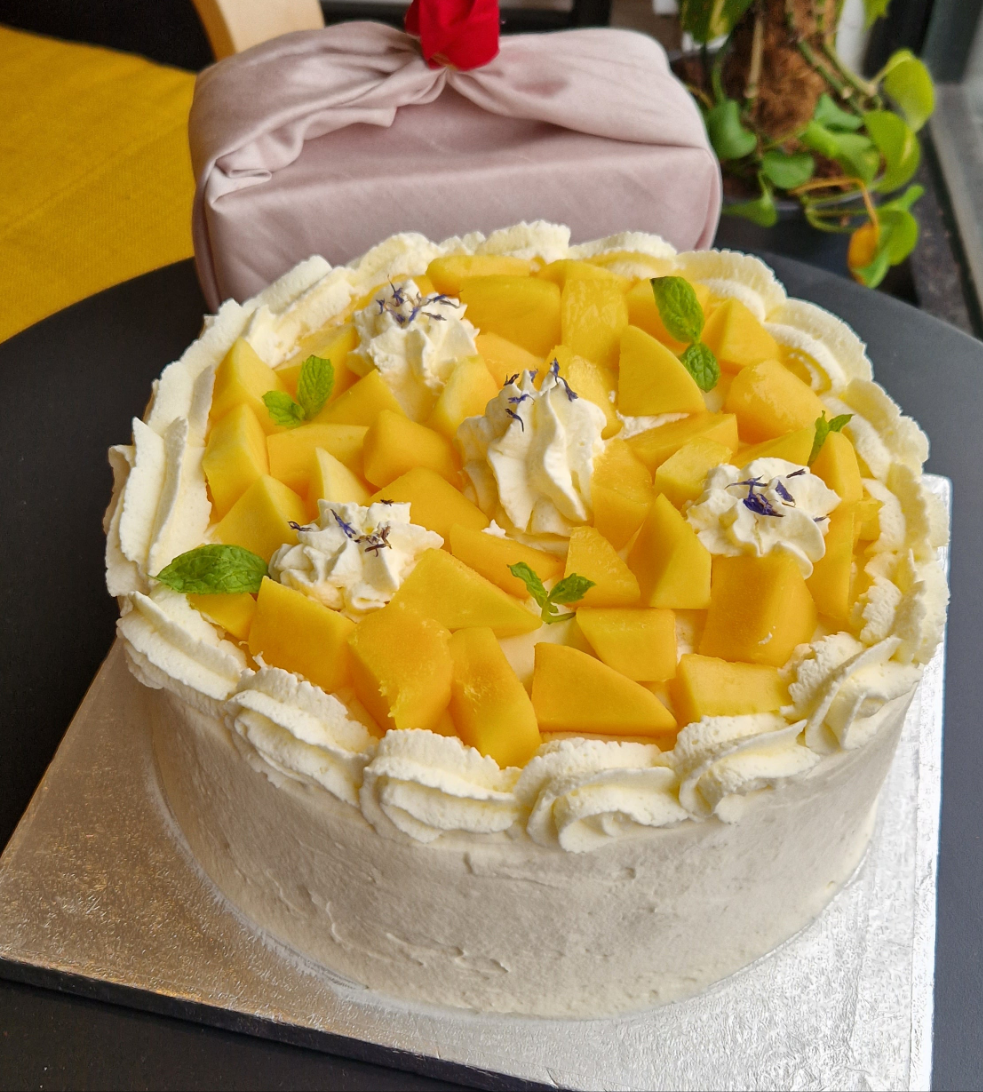 Mango Cake