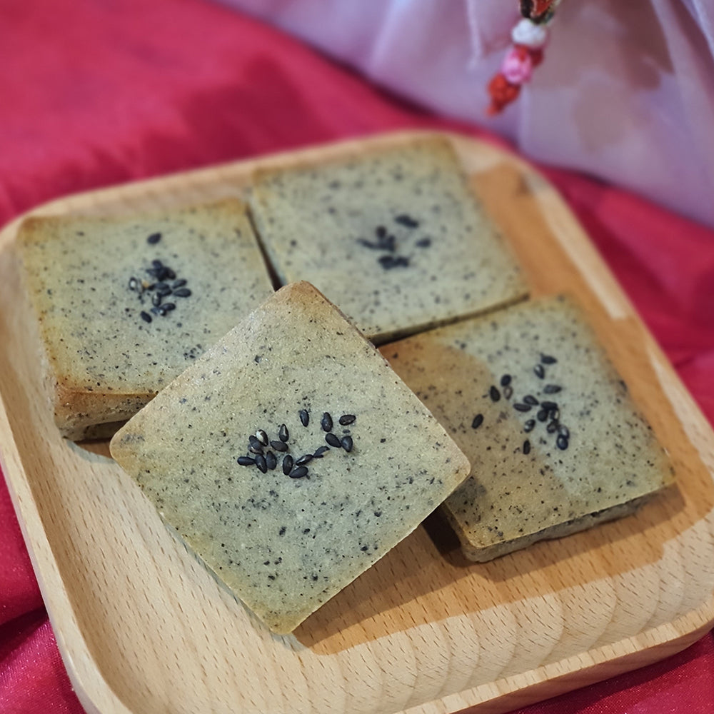 1. Baked Tteok 구운 찰떡